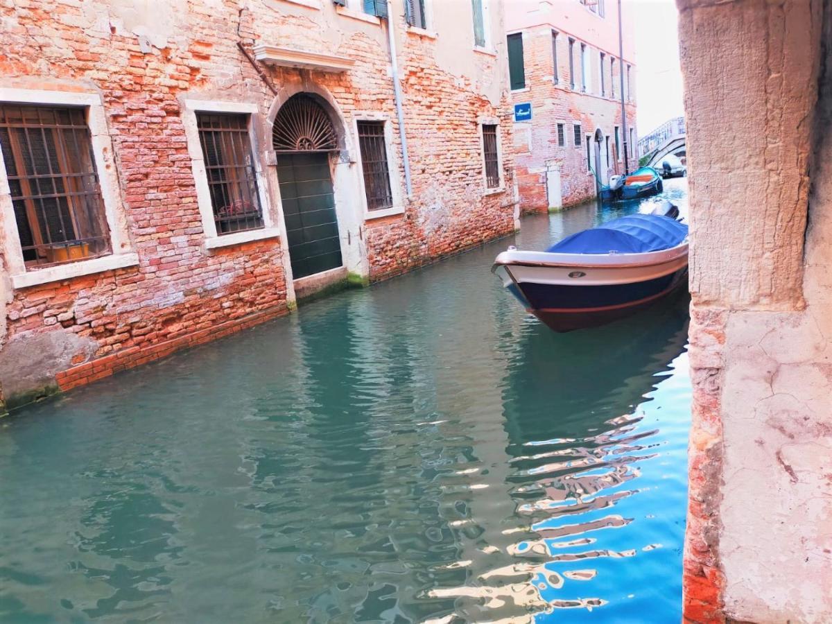 Le Pizzocchere Venice Exterior photo